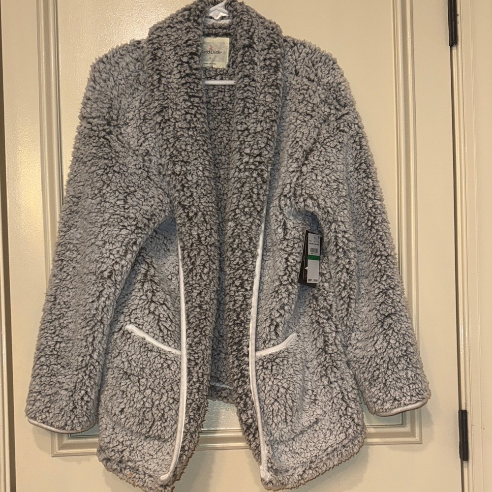 NWT CUDDLE DUDS BRAND CARDIGAN SWEATER GREY W WHITE PIPING SIZE LARGE